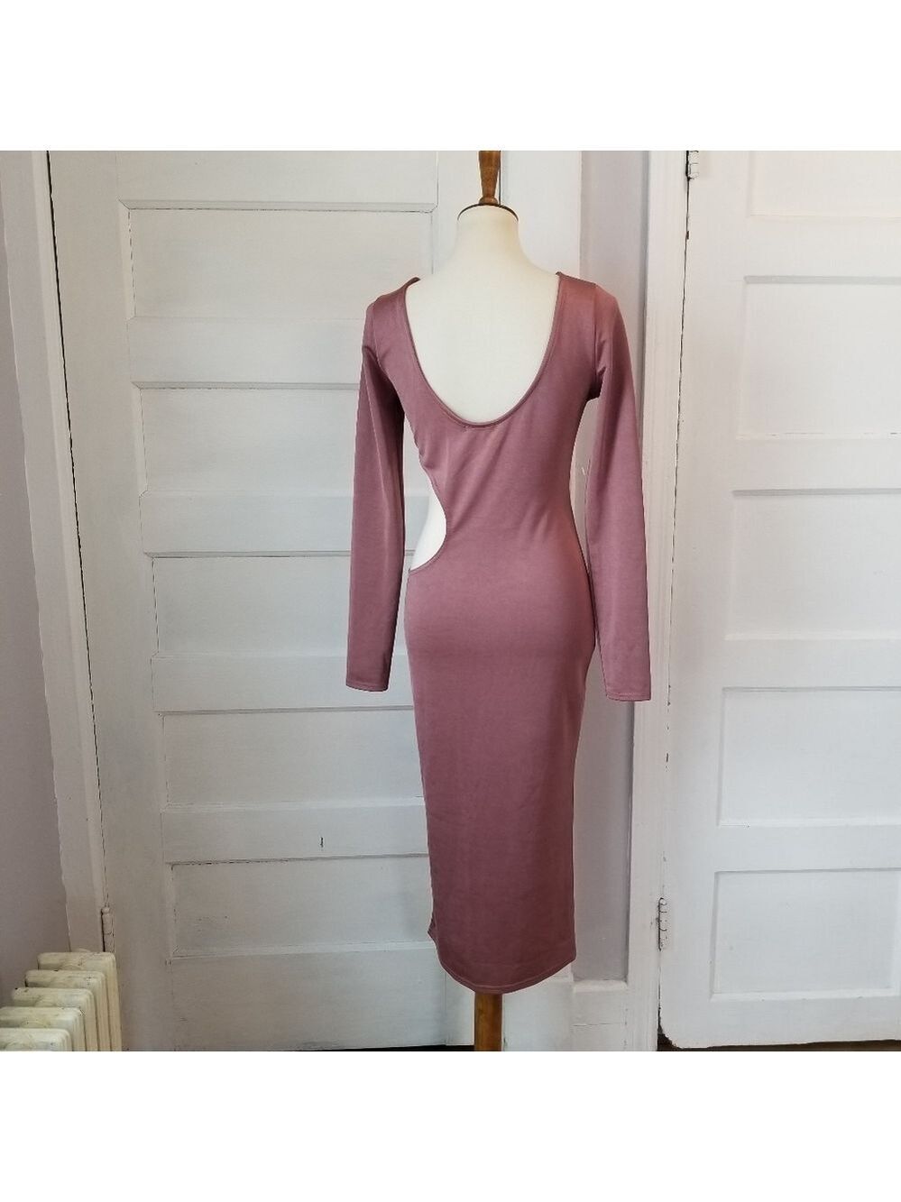 NWT Fashion Nova Show a Little Cut Out Midi Dress, Size L - Picture 7 of 14